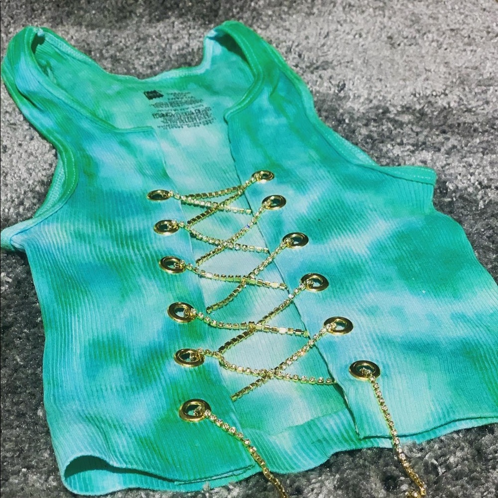 Tye dye Chain crop tops